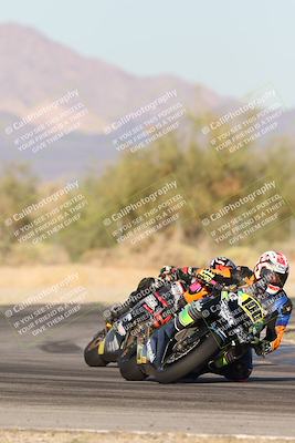 media/Nov-02-2025-CVMA (Sun) [[337aff29ab]]/Race 17-Amateur Supersport Middleweight/